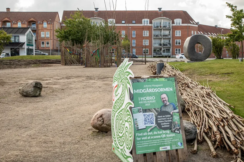 Midgårdsormen i Hobro – Johnny Haugaard Projekt – Nr. 11
