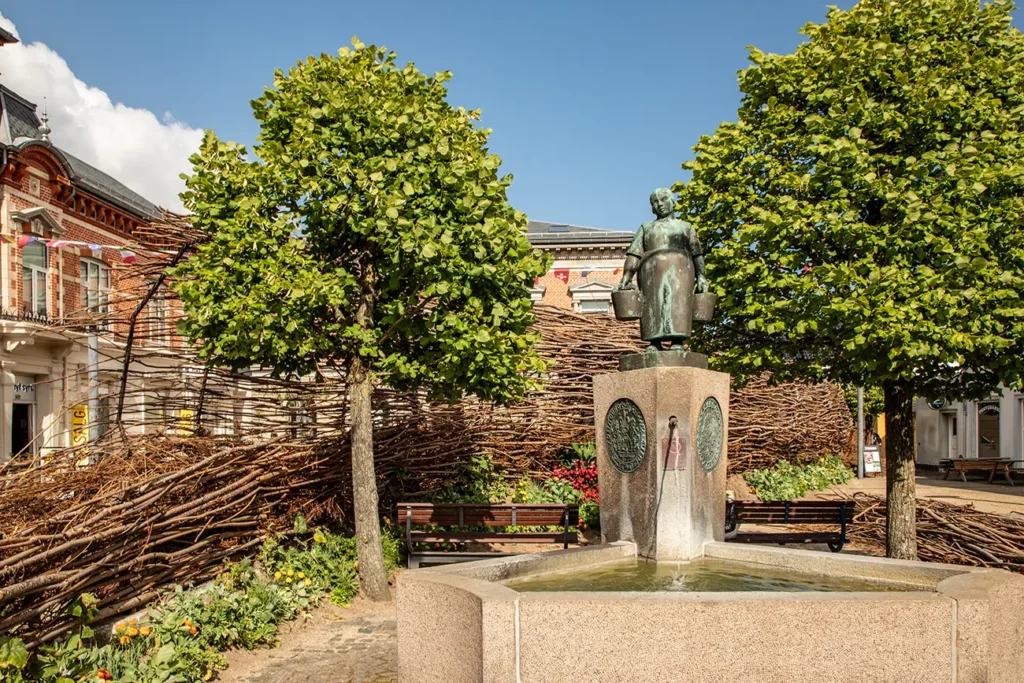 Midgårdsormen i Hobro – Johnny Haugaard Projekt – Nr. 17